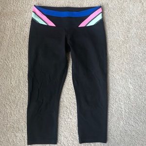 Lululemon Wunder Under leggings size 8